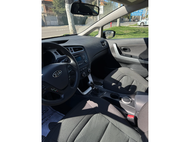 Kia Ceed 1.4 DIESEL AUSTRIA - автомобили, коли, обяви за нови и употребявани 13