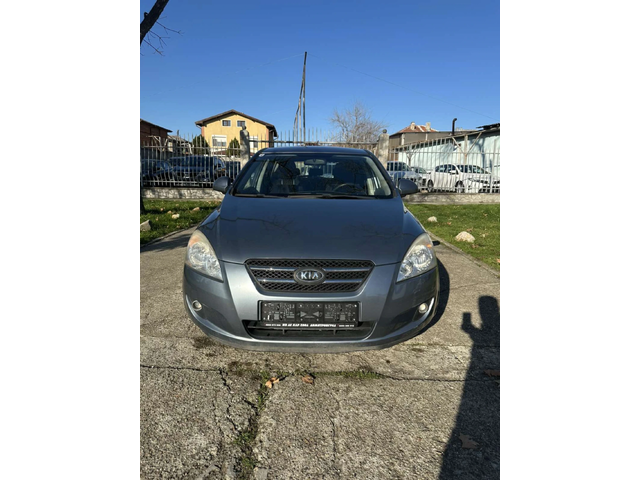 Kia Ceed - автомобили, коли, обяви за нови и употребявани 1