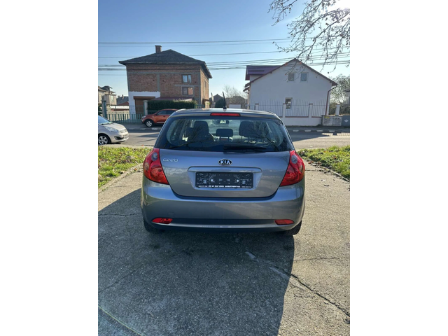 Kia Ceed - автомобили, коли, обяви за нови и употребявани 6