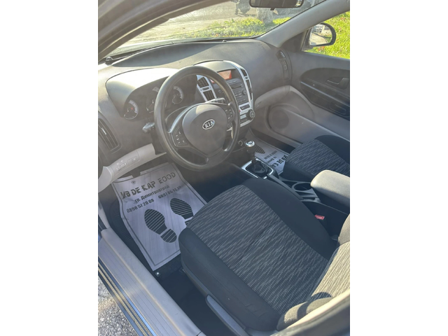 Kia Ceed - автомобили, коли, обяви за нови и употребявани 8