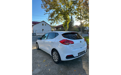 Kia Ceed 1.6 DIESEL AUSTRIA - автомобили, коли, обяви за нови и употребявани 6
