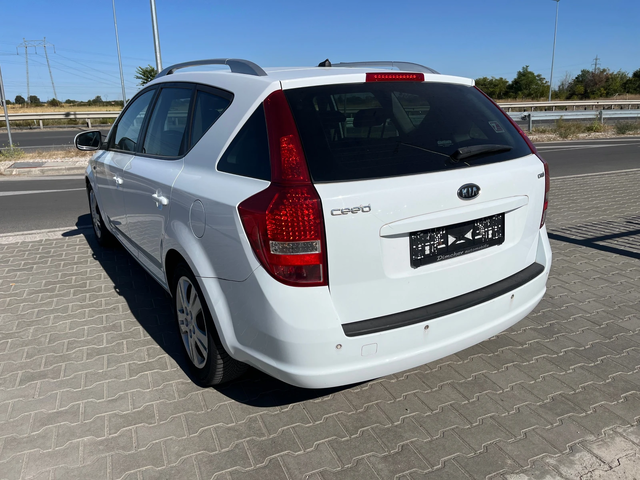Kia Ceed 1.6 Diesel 115k.c - автомобили, коли, обяви за нови и употребявани 4