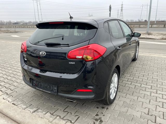 Kia Ceed 1.6 Diesel - автомобили, коли, обяви за нови и употребявани 5