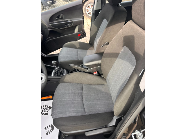 Kia Ceed 1.4i EURO 5 - автомобили, коли, обяви за нови и употребявани 10