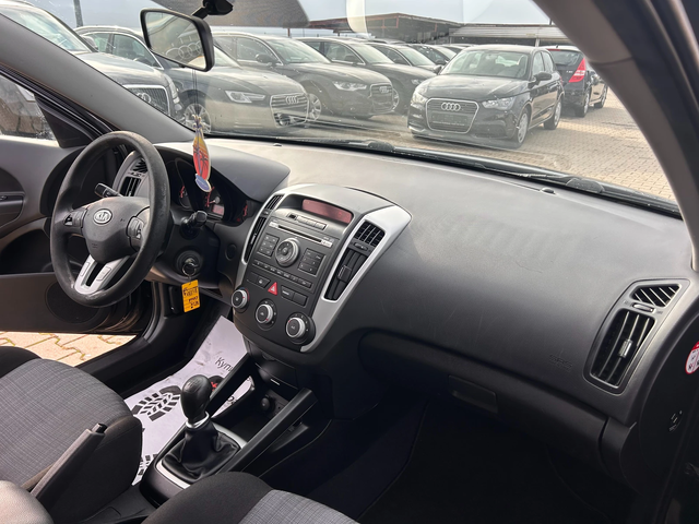 Kia Ceed 1.4i EURO 5 - автомобили, коли, обяви за нови и употребявани 12