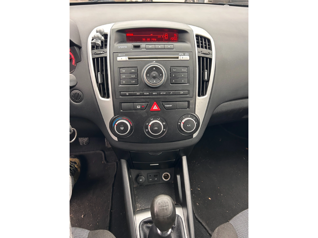 Kia Ceed 1.4i EURO 5 - автомобили, коли, обяви за нови и употребявани 10