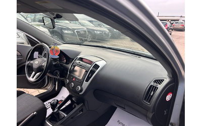 Kia Ceed 1.4i EURO 5 - автомобили, коли, обяви за нови и употребявани 11