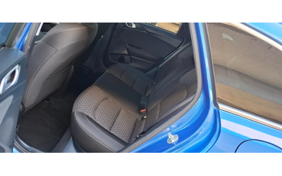 Kia Ceed 1.6 crdi 136 Hybrid 3.9л на 100!Blue Limedition - автомобили, коли, обяви за нови и употребявани 14