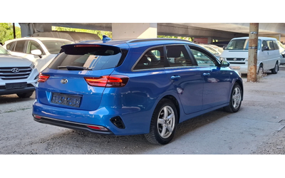 Kia Ceed 1.6 crdi 136 Hybrid 3.9л на 100!Blue Limedition - автомобили, коли, обяви за нови и употребявани 6