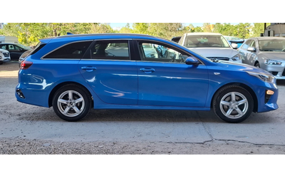 Kia Ceed 1.6 crdi 136 Hybrid 3.9л на 100!Blue Limedition - автомобили, коли, обяви за нови и употребявани 7