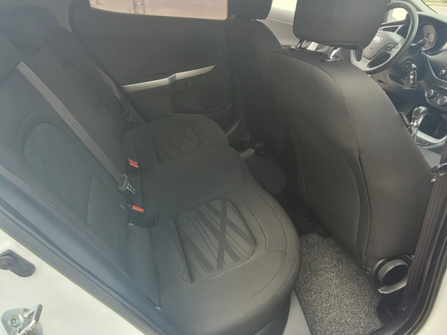 Kia Ceed 1.4i 100k.s.GAS - автомобили, коли, обяви за нови и употребявани 10