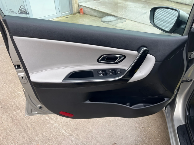 Kia Ceed 93хил км - автомобили, коли, обяви за нови и употребявани 11