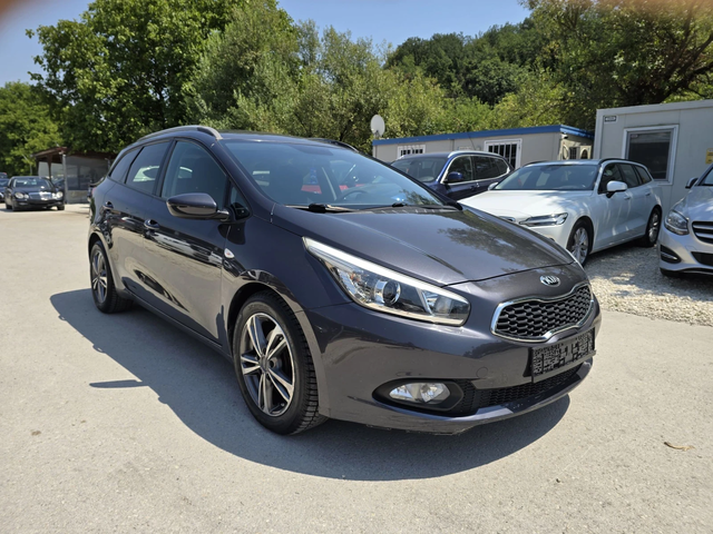Kia Ceed 1.6crdi 110к.с Топ състояние - автомобили, коли, обяви за нови и употребявани 1