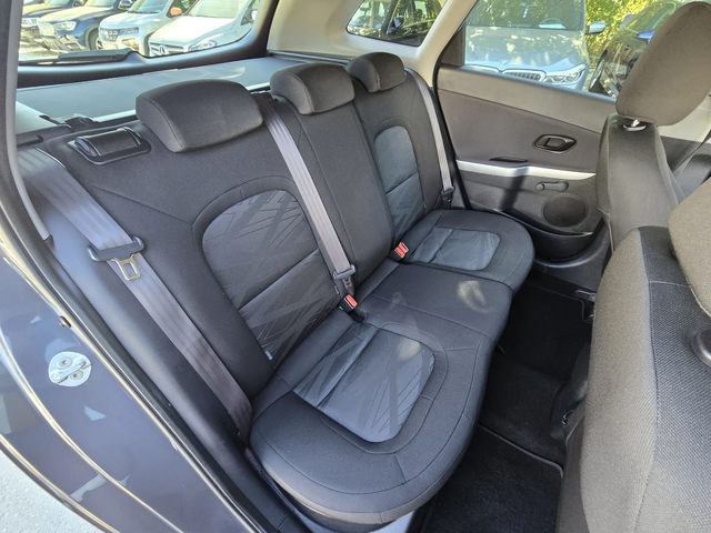 Kia Ceed 1.4crdi 90к.с Топ състояние - автомобили, коли, обяви за нови и употребявани 13