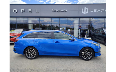 kia-ceed-4-vr-kombi-136k-s-mild-hybrid-dizel - 4