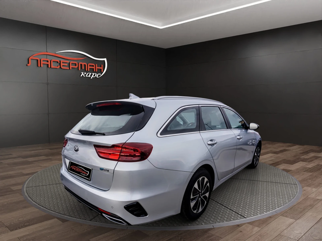 Kia Ceed 1.6GDI PHEV SPORTSWAGON - автомобили, коли, обяви за нови и употребявани 2