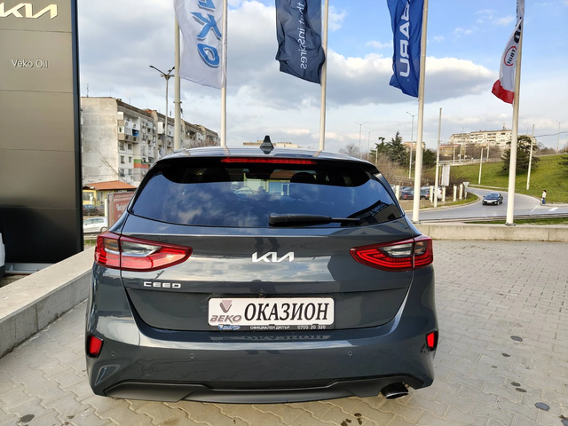 Kia Ceed Executive - автомобили, коли, обяви за нови и употребявани 5