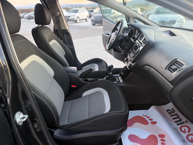 Kia Ceed 1.6 CRDI - автомобили, коли, обяви за нови и употребявани 12