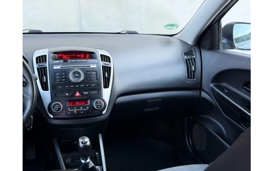 Kia Ceed 1.4i~90hp~FACELIFT~150000км!! - автомобили, коли, обяви за нови и употребявани 12