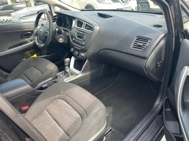 Kia Ceed ГЕРМАНИЯ - автомобили, коли, обяви за нови и употребявани 10