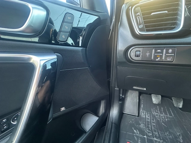 Kia Ceed - автомобили, коли, обяви за нови и употребявани 15