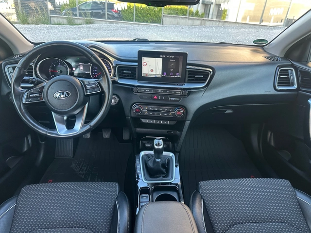 Kia Ceed - автомобили, коли, обяви за нови и употребявани 9