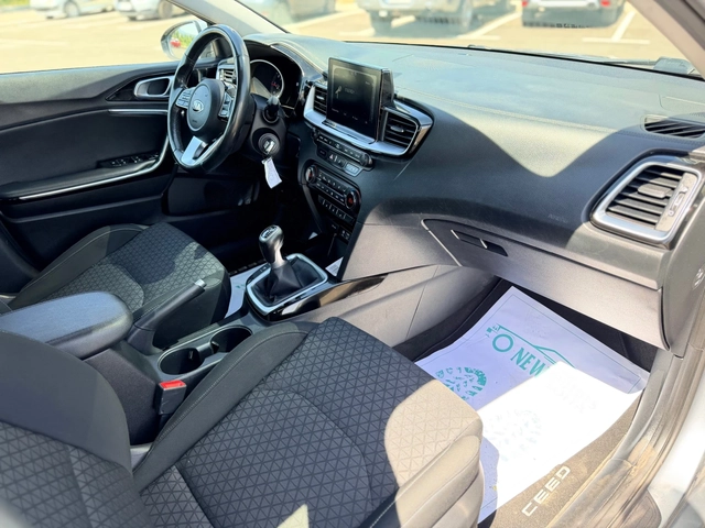 Kia Ceed 1.6CRDi-Vision-Лизинг през Уникредит по 150евро - автомобили, коли, обяви за нови и употребявани 12
