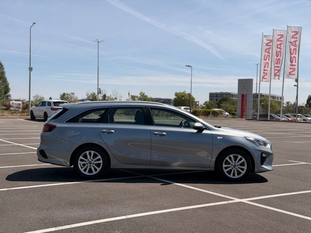 Kia Ceed 1.6CRDi-Vision-Лизинг през Уникредит по 150евро - автомобили, коли, обяви за нови и употребявани 3