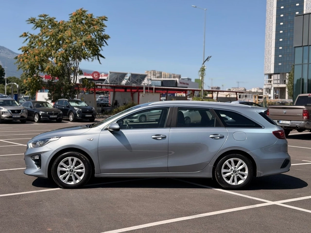 Kia Ceed 1.6CRDi-Vision-Лизинг през Уникредит по 150евро - автомобили, коли, обяви за нови и употребявани 4
