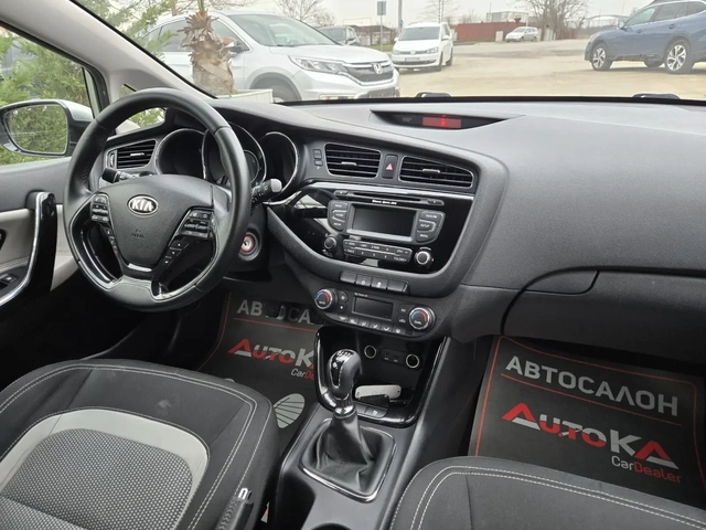 Kia Ceed 1.6CRDI-128кс= 6СКОРОСТИ= КЛИМАТРОНИК= АВТОПИЛОТ - автомобили, коли, обяви за нови и употребявани 12