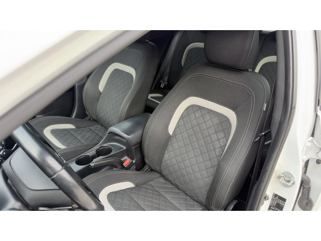 Kia Ceed GT Line - автомобили, коли, обяви за нови и употребявани 10