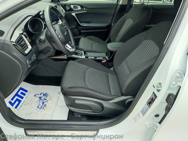 Kia Ceed SUV 141к.с. Plug-In Hybrid - автомобили, коли, обяви за нови и употребявани 11