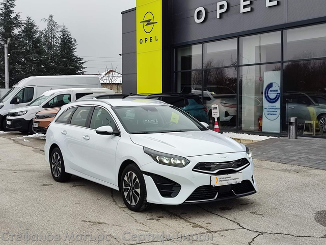 Kia Ceed SUV 141к.с. Plug-In Hybrid - автомобили, коли, обяви за нови и употребявани 2