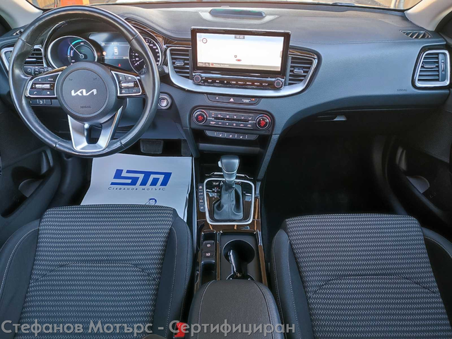 Kia Ceed SUV 141к.с. Plug-In Hybrid - автомобили, коли, обяви за нови и употребявани 10
