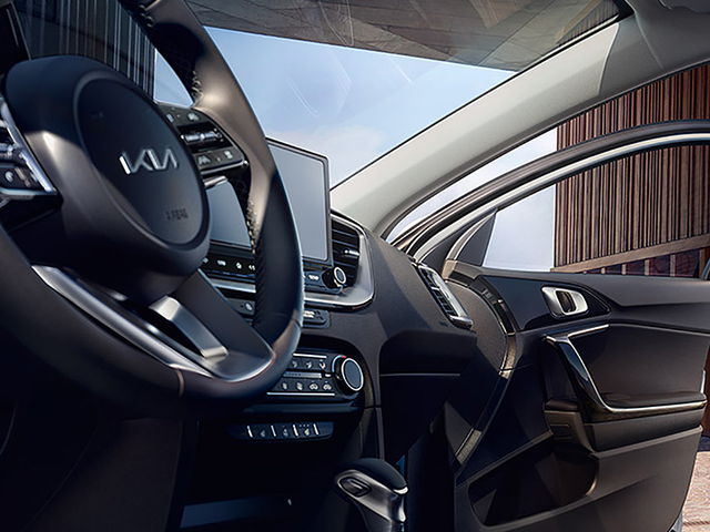 Kia Ceed SW - автомобили, коли, обяви за нови и употребявани 2