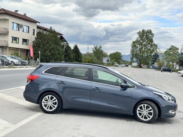 Kia Ceed ТОП ТОП - автомобили, коли, обяви за нови и употребявани 3