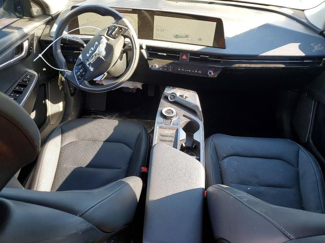 Kia EV6 0 Rear-wheel drive - автомобили, коли, обяви за нови и употребявани 7