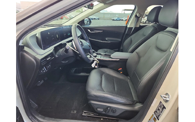 Kia EV6 МИНИМАЛНА ЩЕТА - автомобили, коли, обяви за нови и употребявани 6