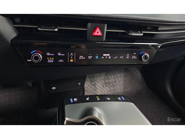 Kia EV6 * 4WD* КОЖА* ПОДГРЕВ* ОБДУХВАНЕ* КАМЕРА* - автомобили, коли, обяви за нови и употребявани 13