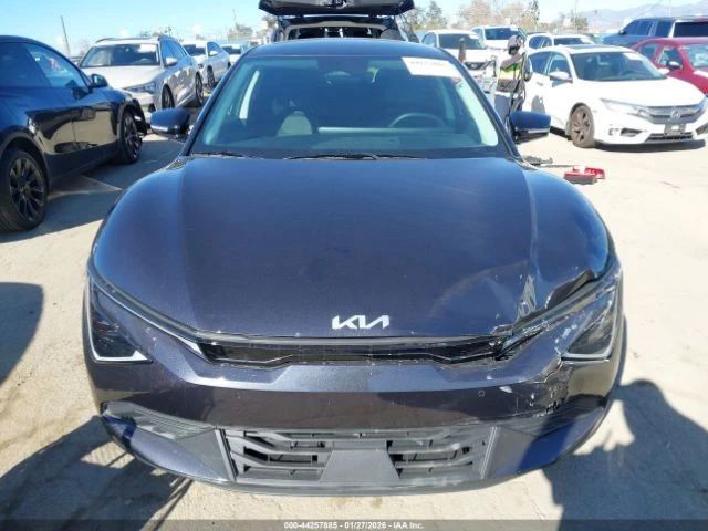 Kia EV6 * LIGHT* LONG RANGE* - автомобили, коли, обяви за нови и употребявани 8