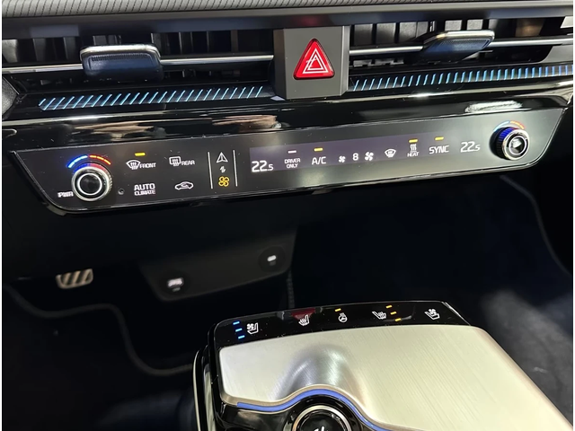 Kia EV6 GT-Line* 4WD* 77, 4kWh* Meridian - автомобили, коли, обяви за нови и употребявани 8