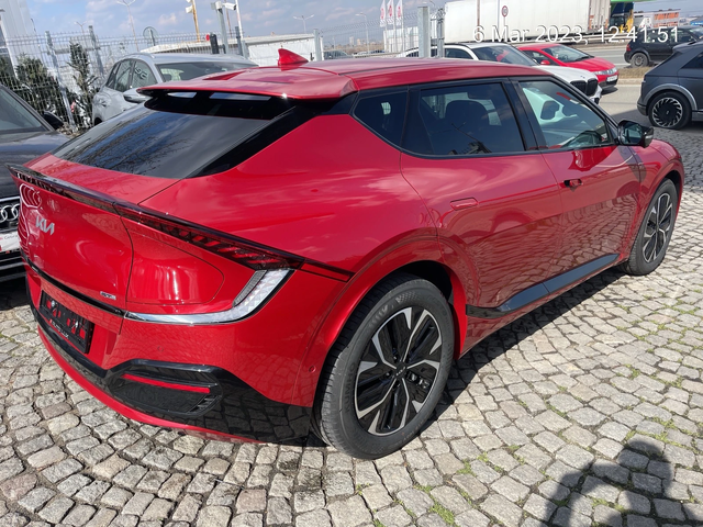Kia EV6 GT-LINE\77KW\4X4\15KM - автомобили, коли, обяви за нови и употребявани 7