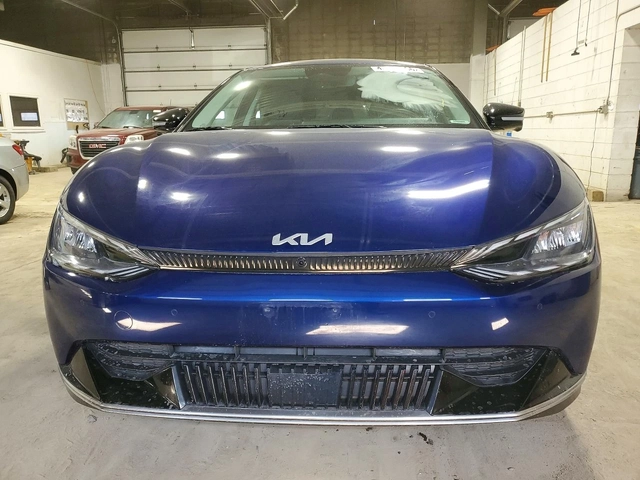 Kia EV6 WIND AWD - автомобили, коли, обяви за нови и употребявани 4