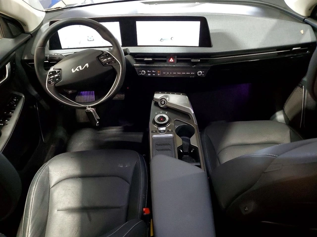 Kia EV6 WIND AWD - автомобили, коли, обяви за нови и употребявани 7