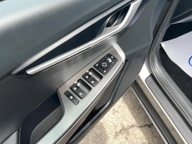 Kia EV6 EV6 - автомобили, коли, обяви за нови и употребявани 12