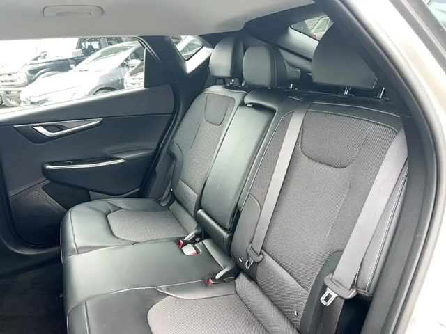 Kia EV6 EV6 - автомобили, коли, обяви за нови и употребявани 13