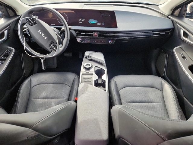 Kia EV6 Wind AWD + Technology Package - автомобили, коли, обяви за нови и употребявани 7