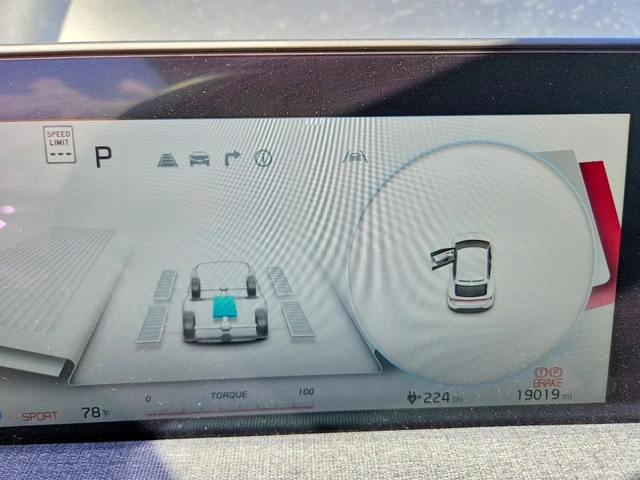 Kia EV6 LIGHT LONG RANGE - автомобили, коли, обяви за нови и употребявани 8