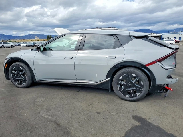 Kia EV6 Wind RWD - автомобили, коли, обяви за нови и употребявани 1