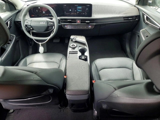 Kia EV6 Wind RWD - автомобили, коли, обяви за нови и употребявани 7